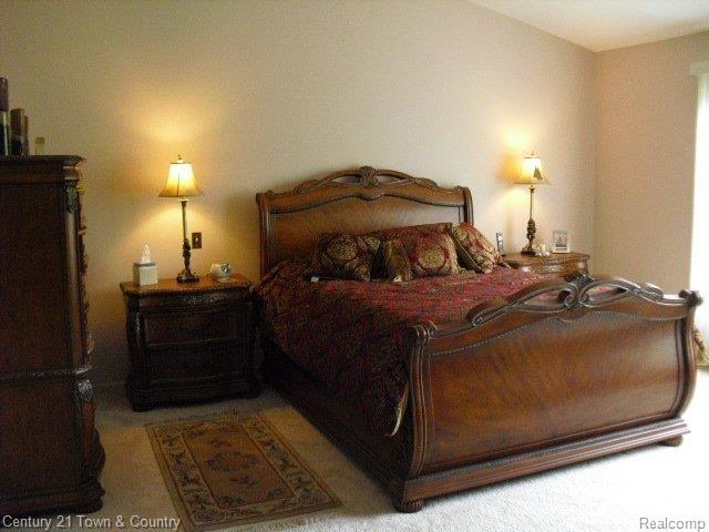 1706 Hillcrest Drive Rochester, MI 48306 - Photo 7 of 16 Master Bedroom