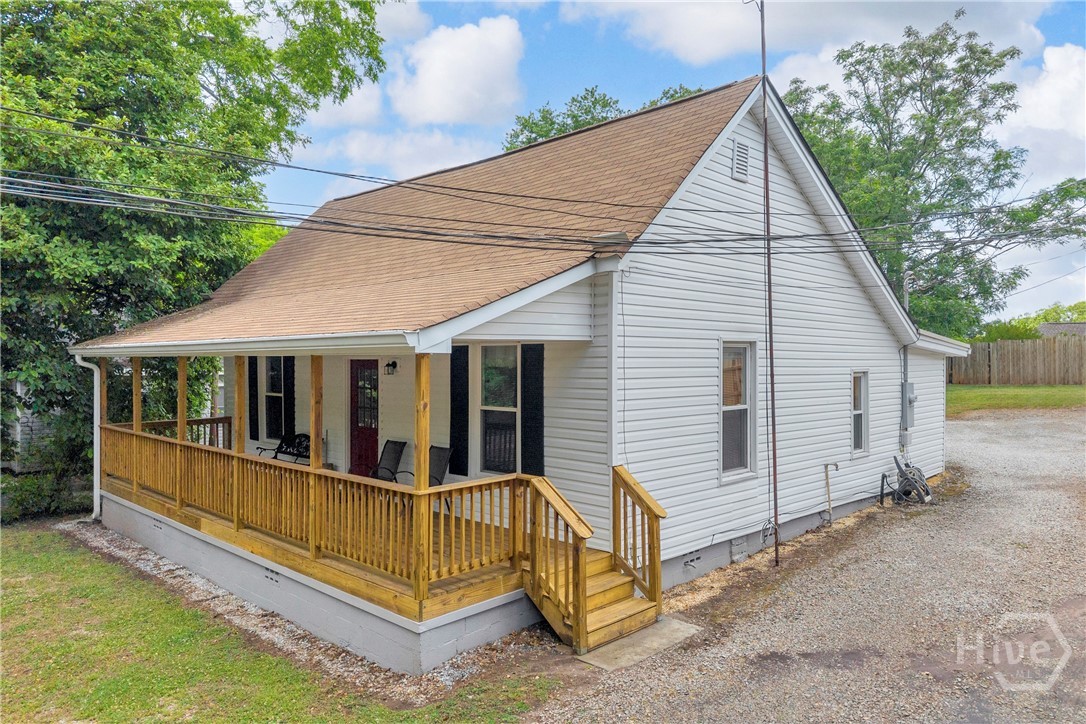 337 State Street Commerce, GA 30529 - Photo 2 of 38