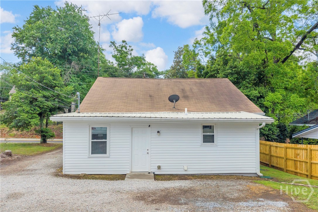 337 State Street Commerce, GA 30529 - Photo 6 of 38