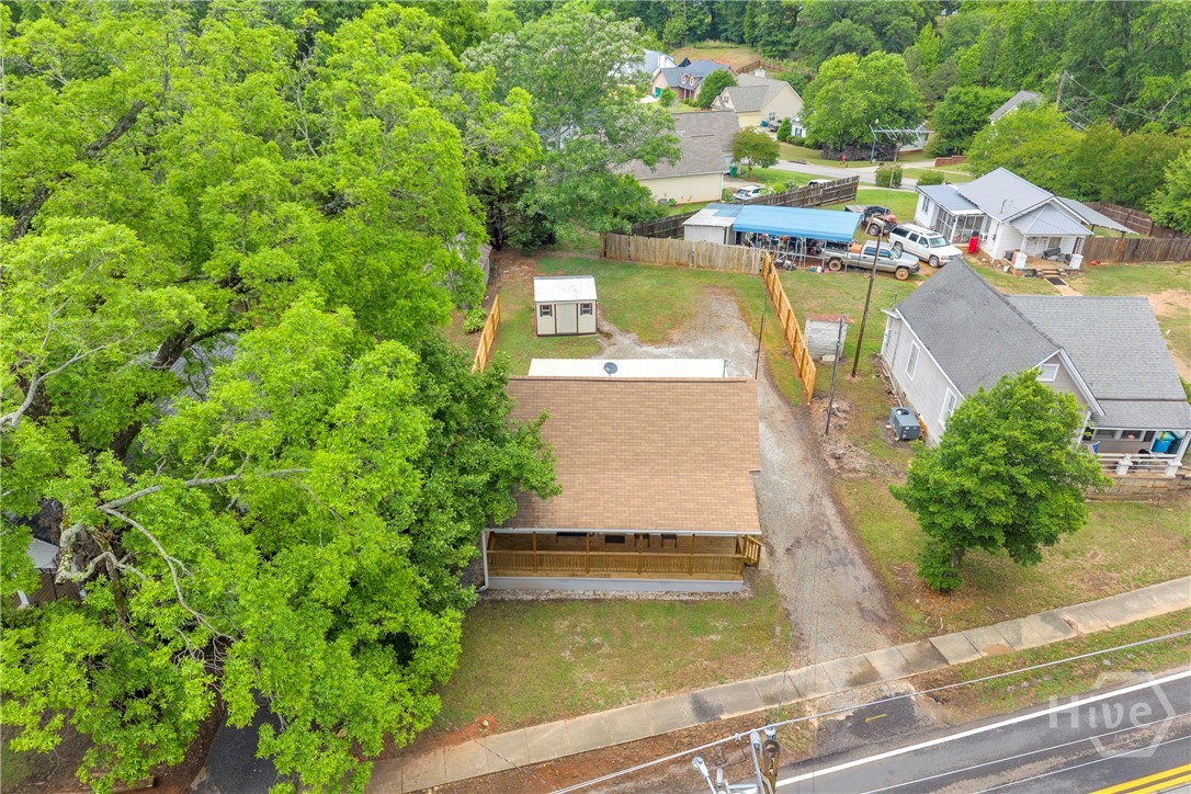 337 State Street Commerce, GA 30529 - Photo 8 of 38