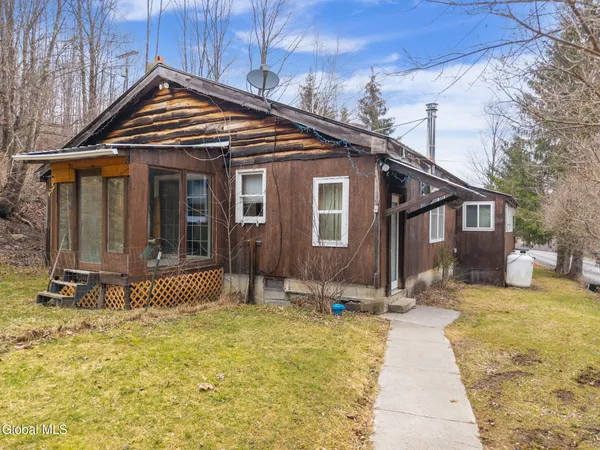 $199,900 | 941 West Richmondville Road, Seward, NY 12043