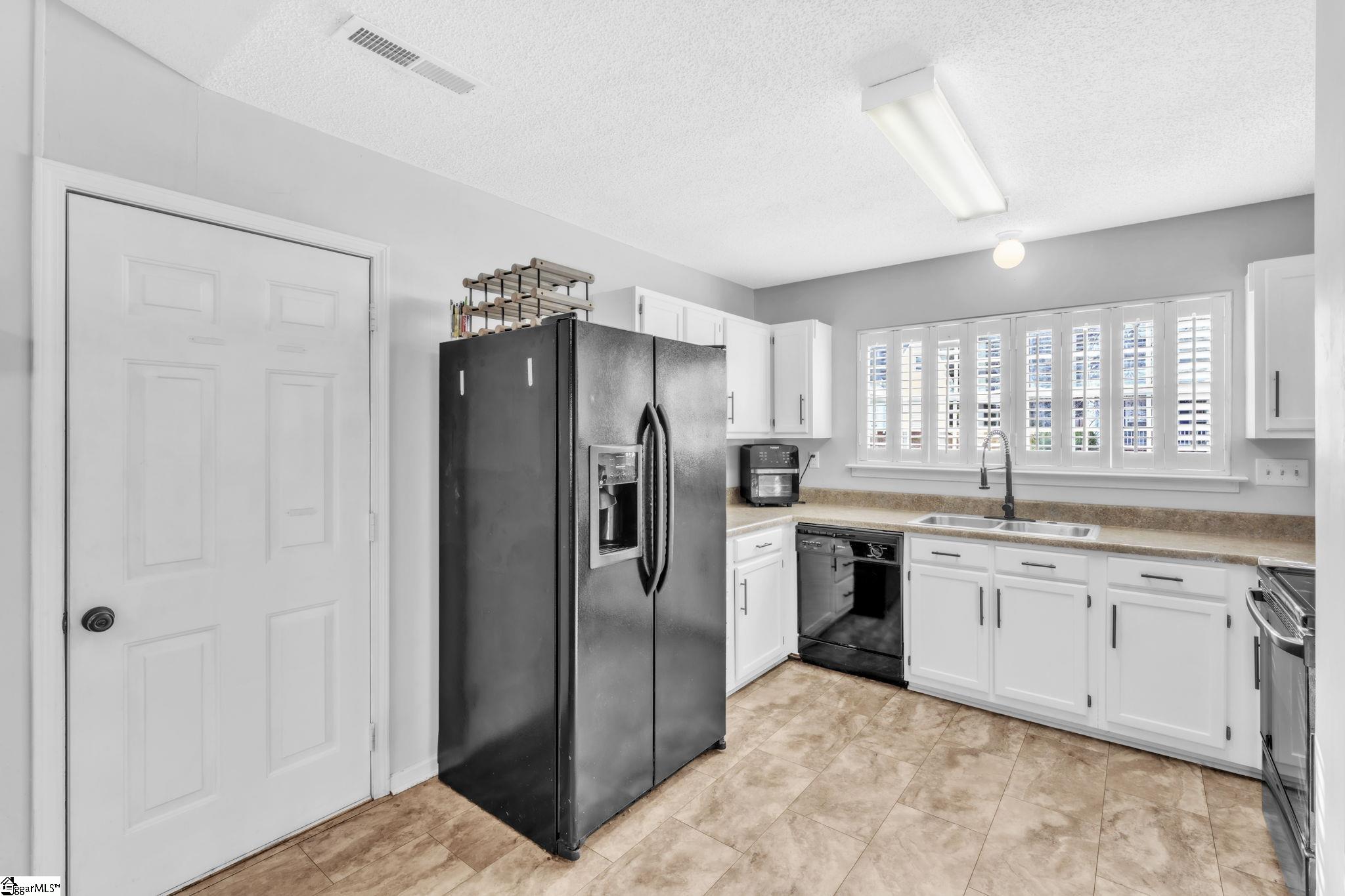 303 South Sandy Brook Way Simpsonville, SC 29680 - Photo 11 of 24