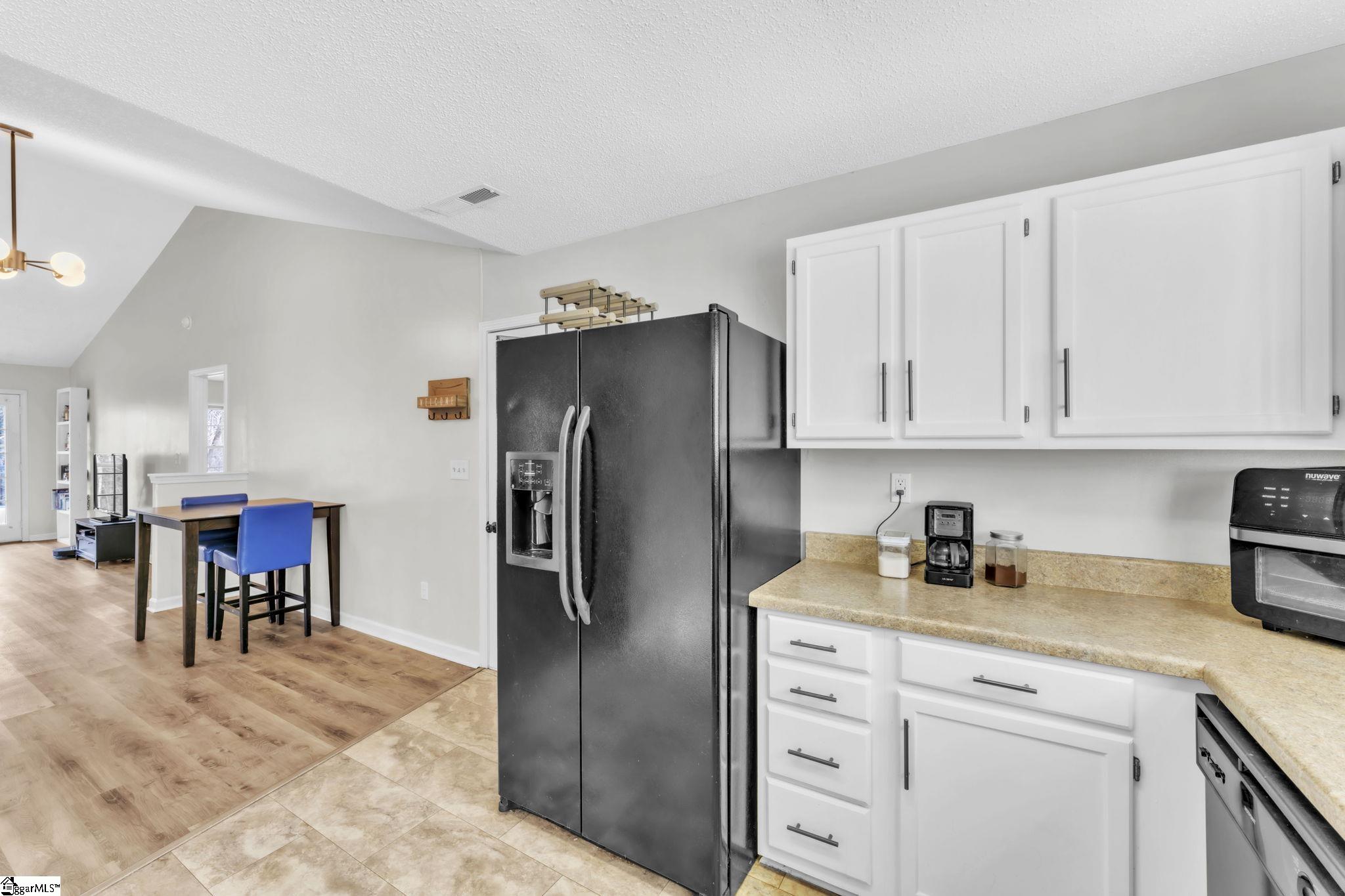 303 South Sandy Brook Way Simpsonville, SC 29680 - Photo 10 of 24