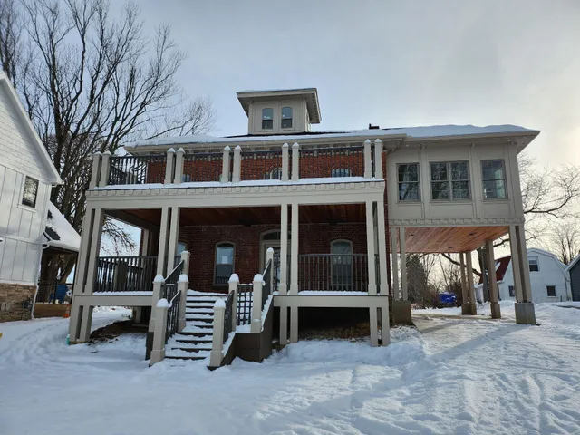 $1,395,000 | 3951 Woerner Road, Manitou Beach, MI 49253