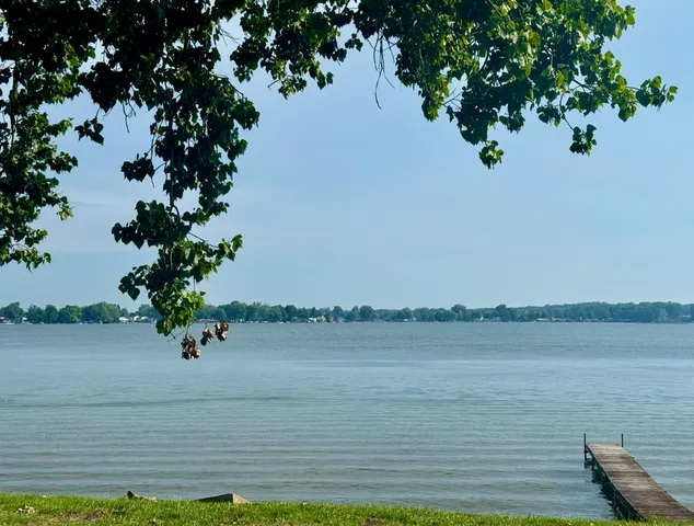 $1,395,000 | 3951 Woerner Road, Manitou Beach, MI 49253