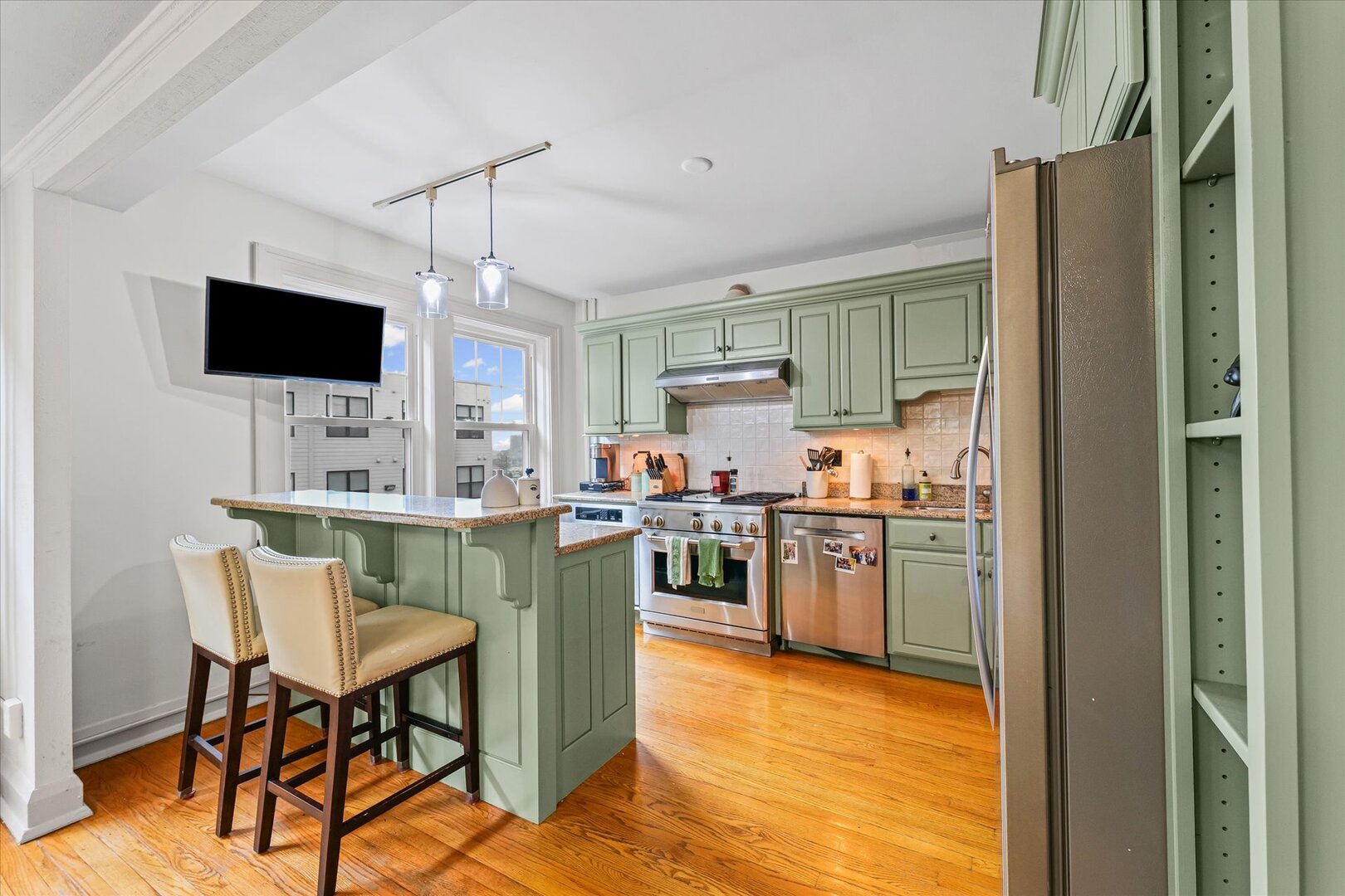 305 West University Avenue, Unit 4 Champaign, IL 61820 - Photo 12 of 27