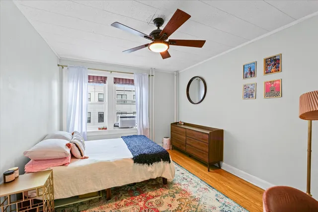 $309,900 | 305 West University Avenue, Unit 4, Champaign, IL 61820