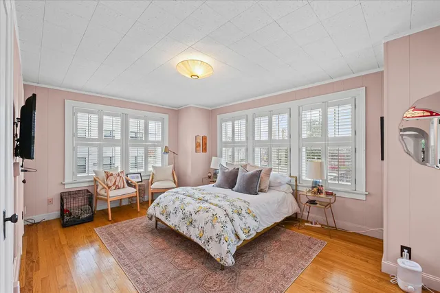 $309,900 | 305 West University Avenue, Unit 4, Champaign, IL 61820