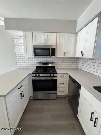 $798 | 2250 West Glendale Avenue, Unit S, Phoenix, AZ 85021
