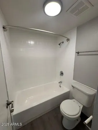 $749 | 2250 West Glendale Avenue, Unit S, Phoenix, AZ 85021