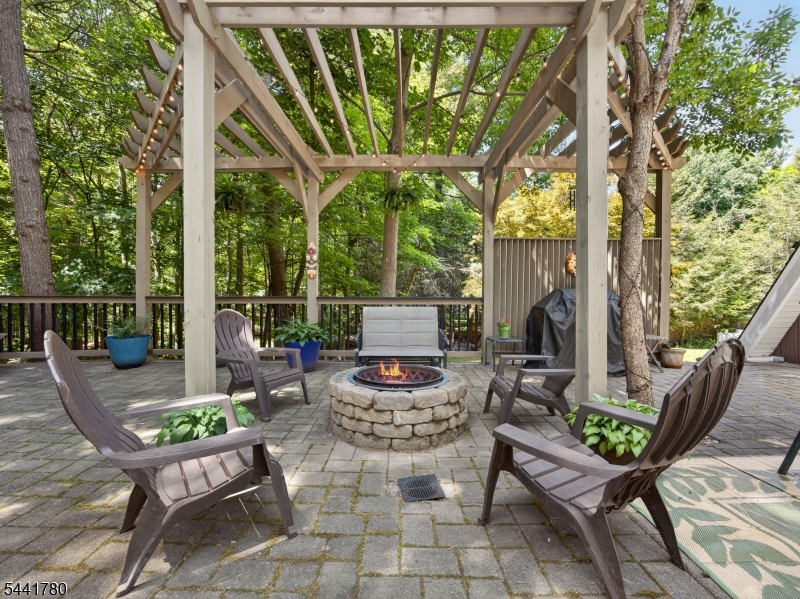 420 Phillips Road Vernon, NJ 07422 - Photo 30 of 45