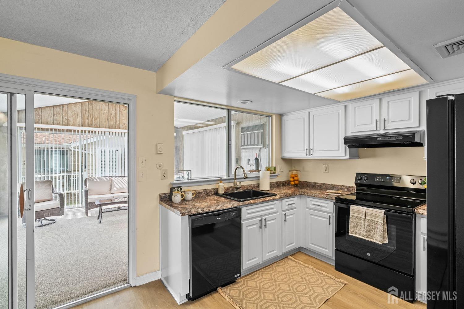 214 Branch Road Monroe Township, NJ 08831 - Photo 12 of 38 Gallery Image 12