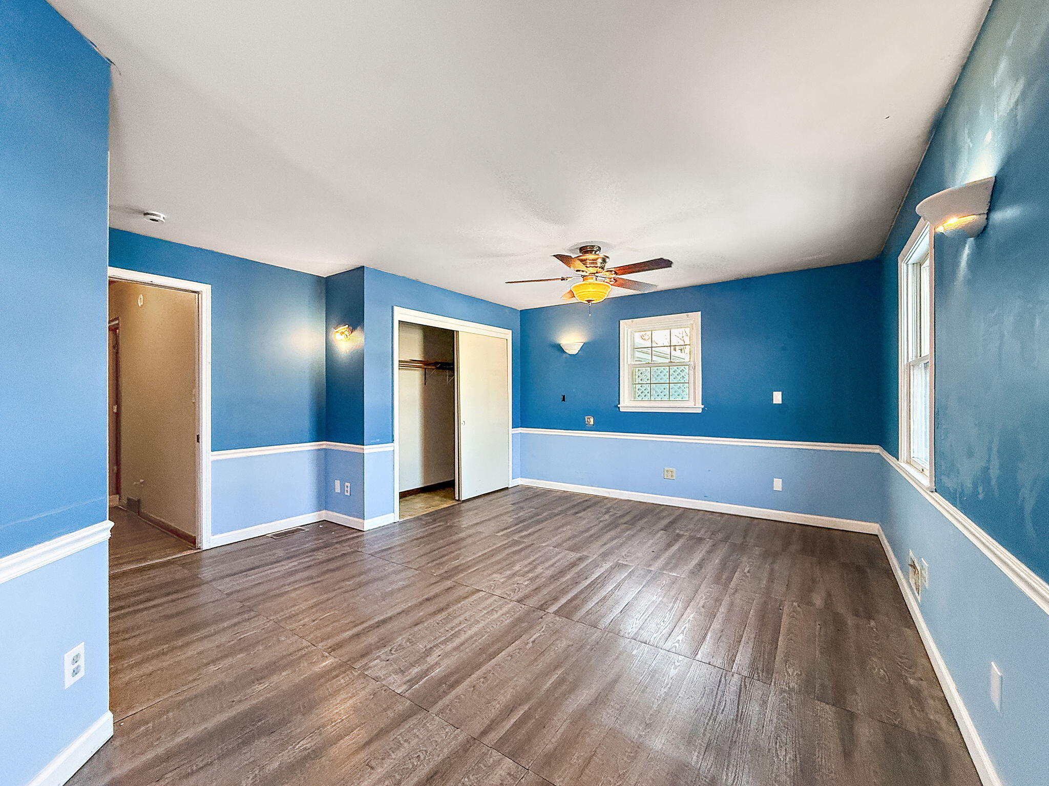 3339 Wirth Road Highland, IN 46322 - Photo 16 of 29 a view of empty room with wooden floor