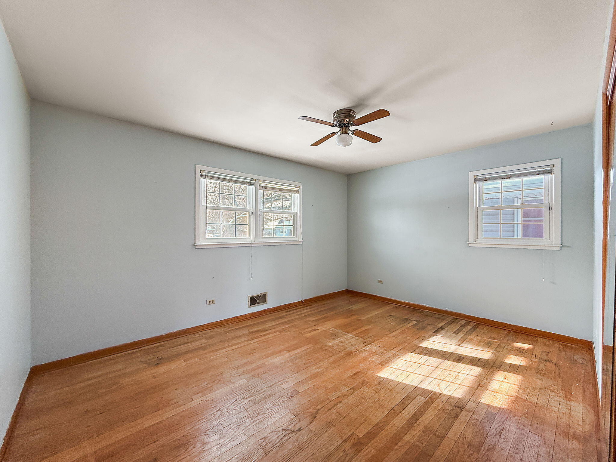 3339 Wirth Road Highland, IN 46322 - Photo 19 of 29 a view of an empty room with a window