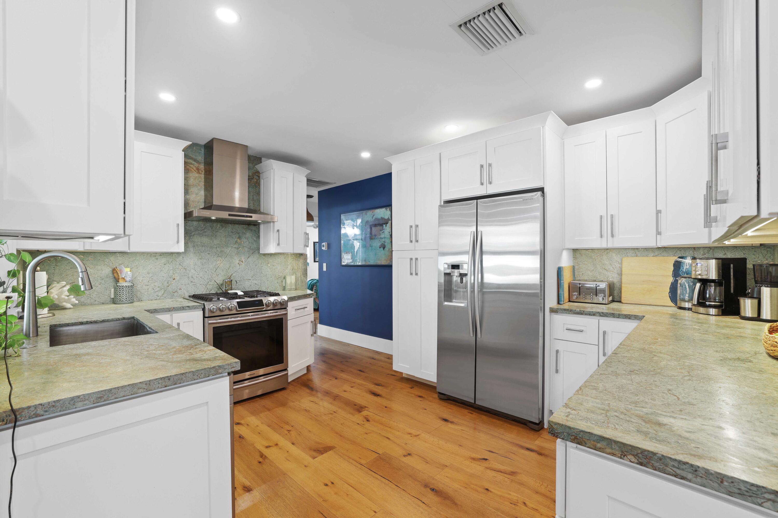 784 Dover Street Boca Raton, FL 33487 - Photo 17 of 78 784 Dover St - 17