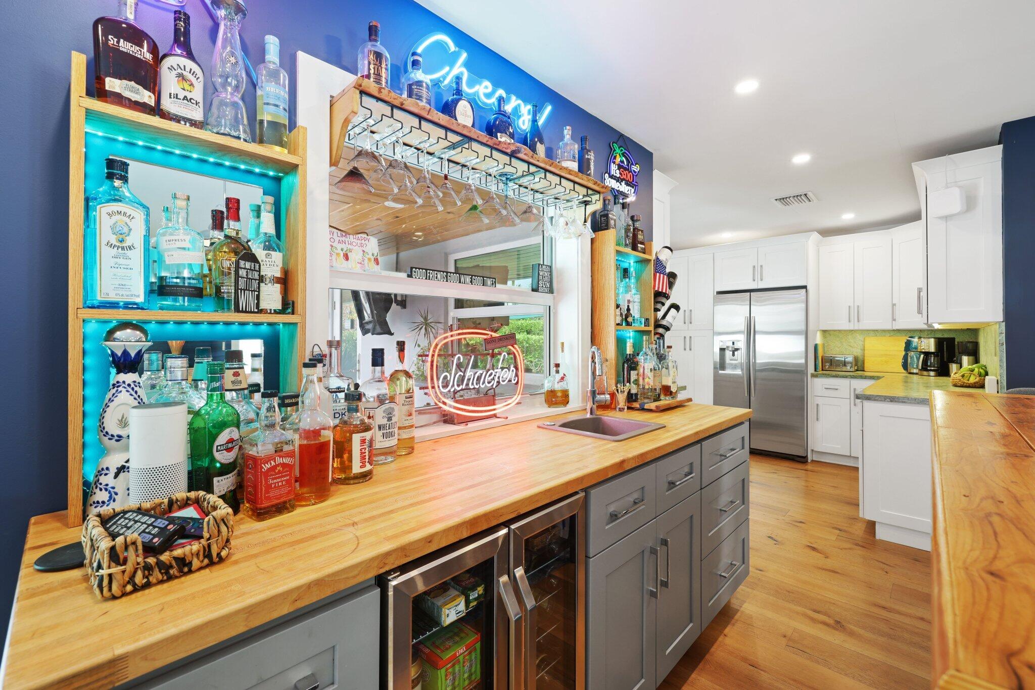 784 Dover Street Boca Raton, FL 33487 - Photo 22 of 78 a kitchen with counter top space and cabinets