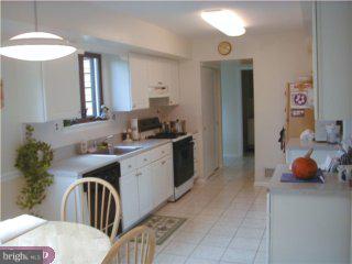 20 Nottingham Road Marlton, NJ 08053 - Photo 2 of 6 Gallery Image 2