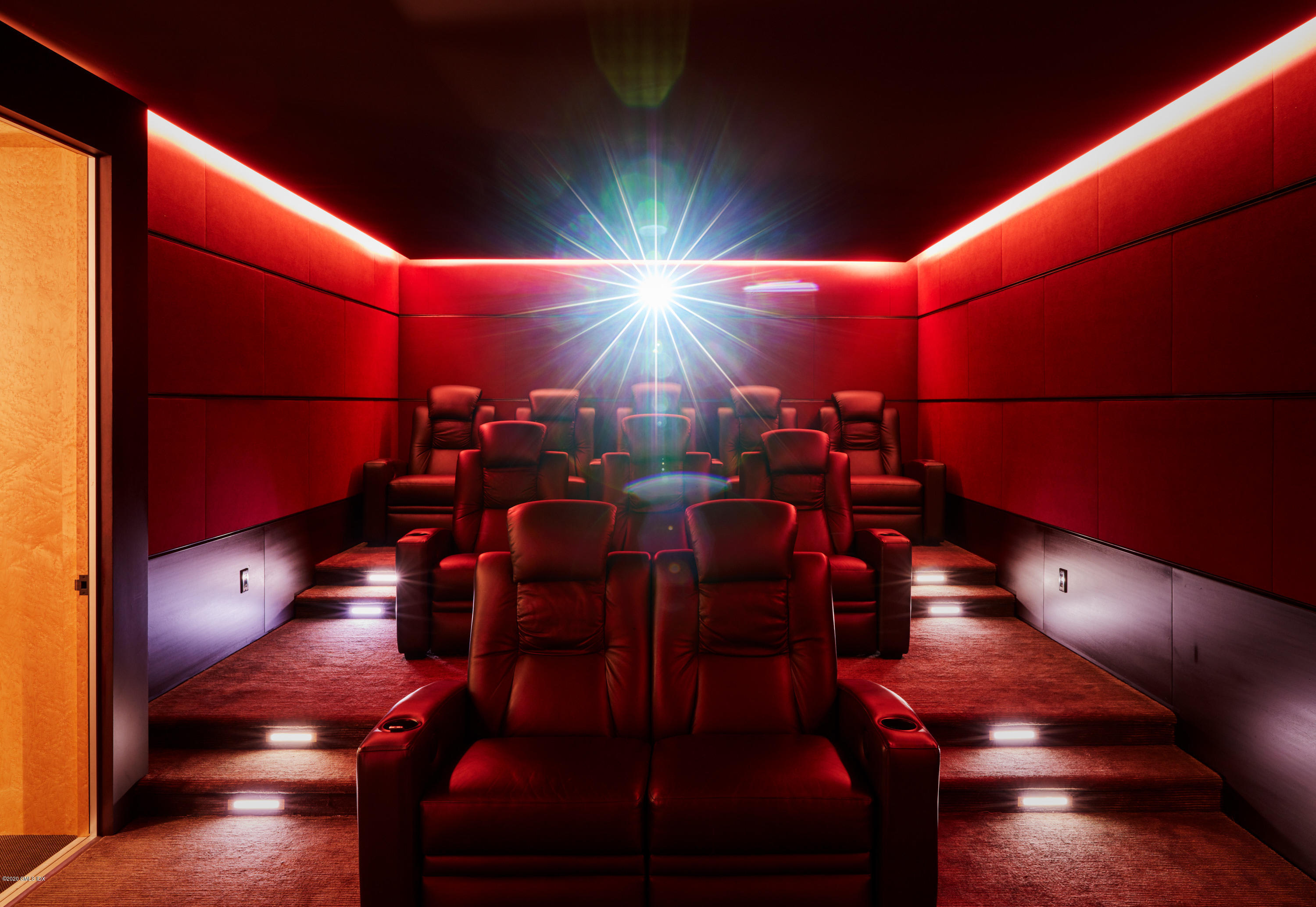 74 Upper Cross Road Greenwich, CT 06831 - Photo 28 of 40 a room with furniture