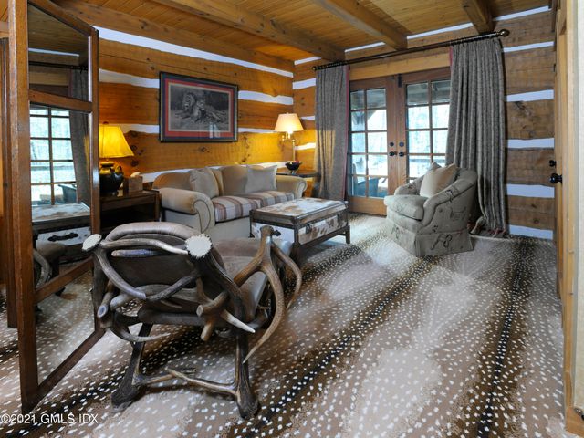 a living room filled with furniture