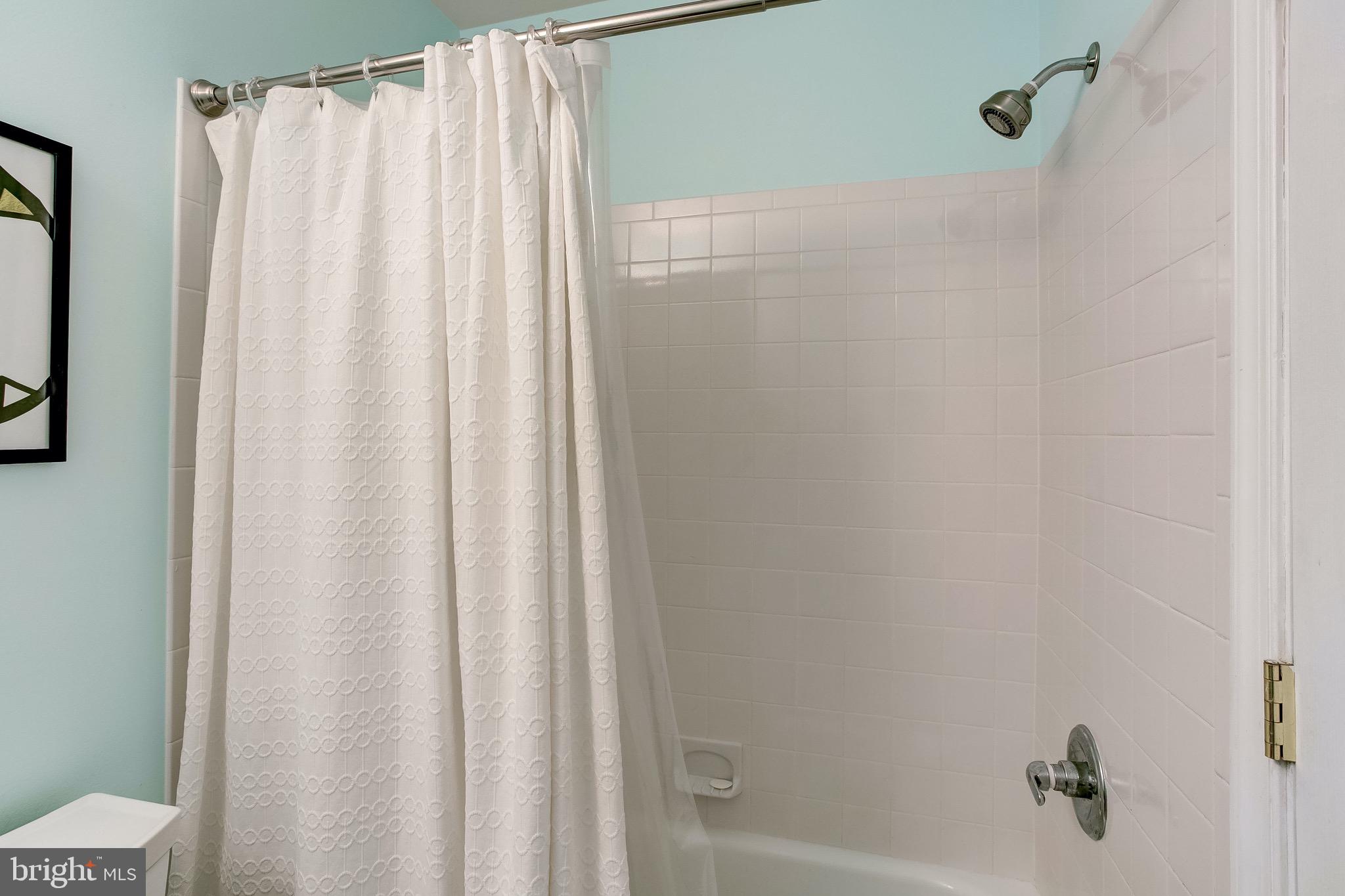 3638 Keswick Road Baltimore, MD 21211 - Photo 28 of 35 Hall bathroom