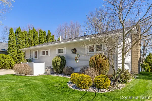 $759,000 | 4460 Sherman Avenue, Fremont, MI 49412