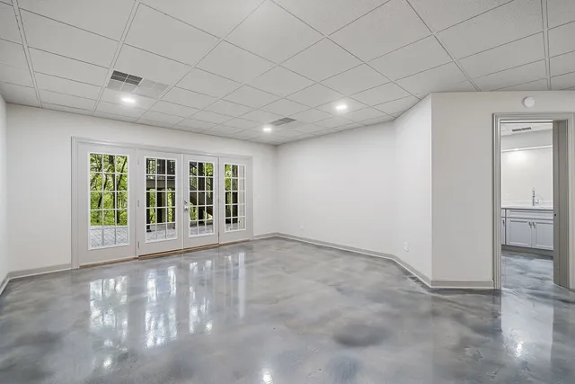 $1,795,000 | 250 West Laurel Avenue, McMinnville, TN 37110