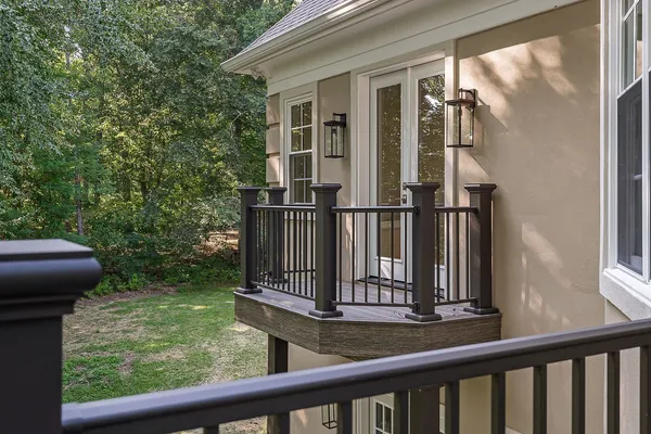 $1,499,000 | 250 West Laurel Avenue, McMinnville, TN 37110