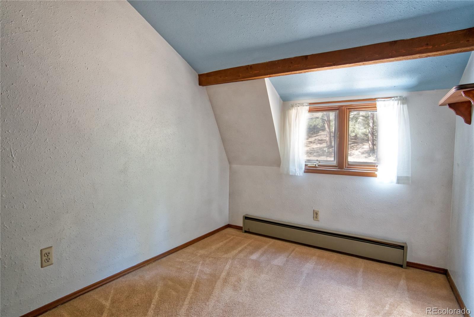 601 Pika Road Boulder, CO 80302 - Photo 20 of 30 a view of room with window