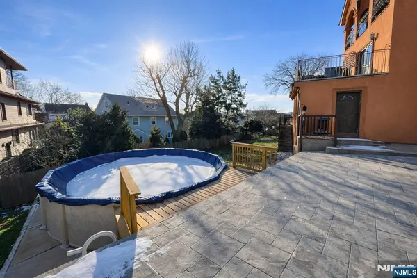 $1,899,000 | 416 Oncrest Terrace, Cliffside Park, NJ 07010