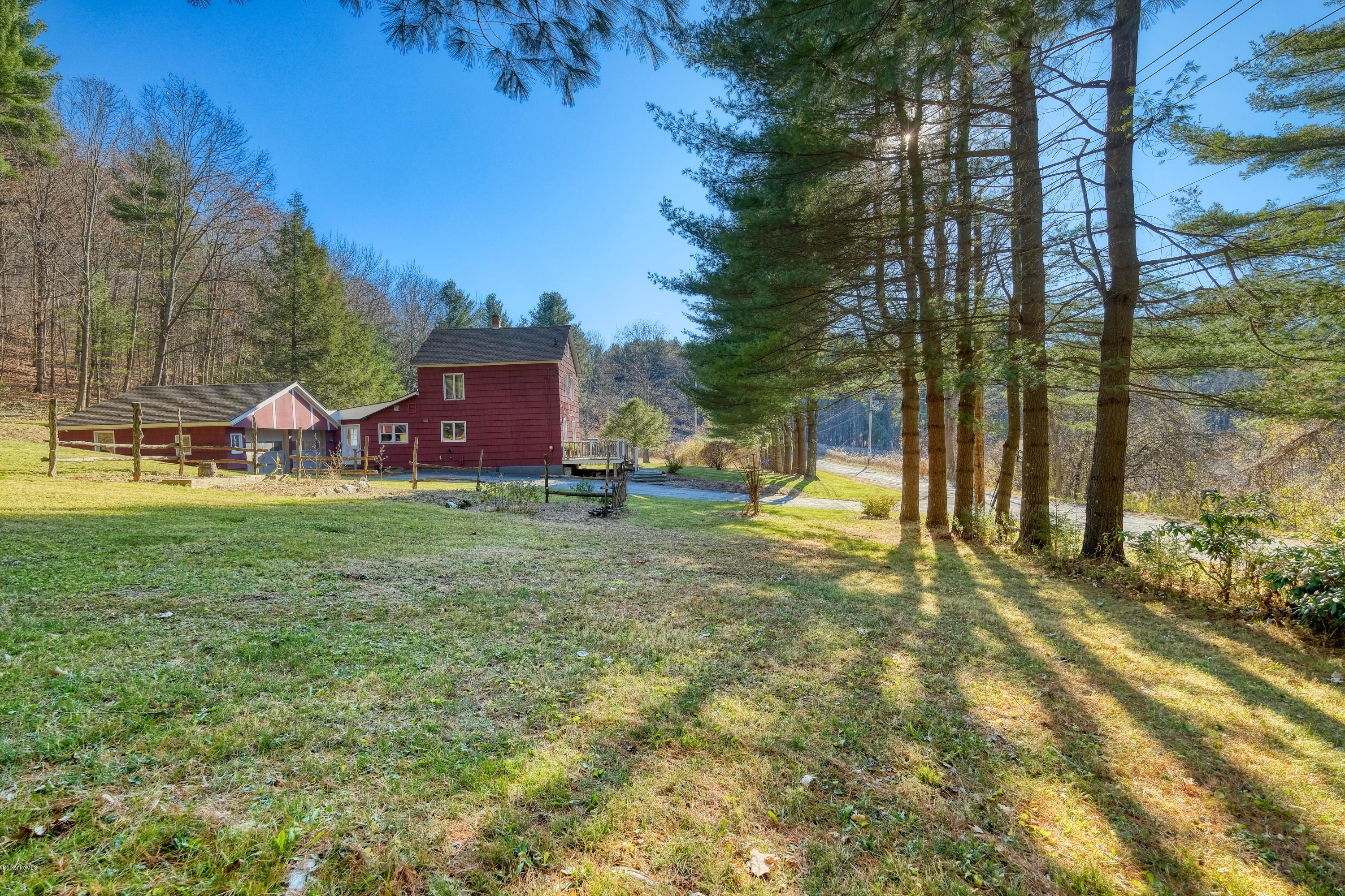 125 Tamarack Road Pittsfield, MA 01201 - Photo 2 of 50 125 Tamarack Road