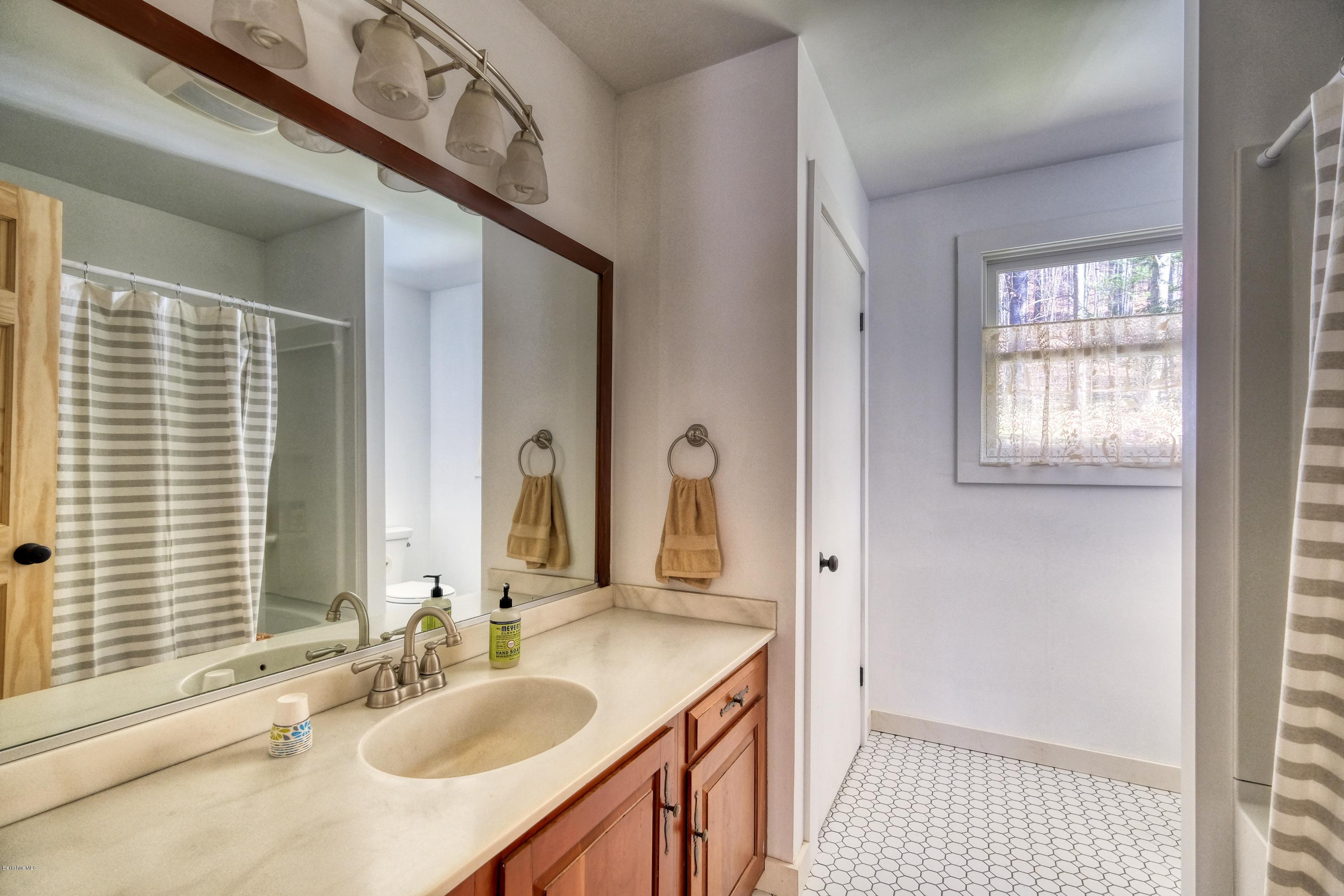125 Tamarack Road Pittsfield, MA 01201 - Photo 18 of 50 125 Tamarack Road - 1st floor bath 2