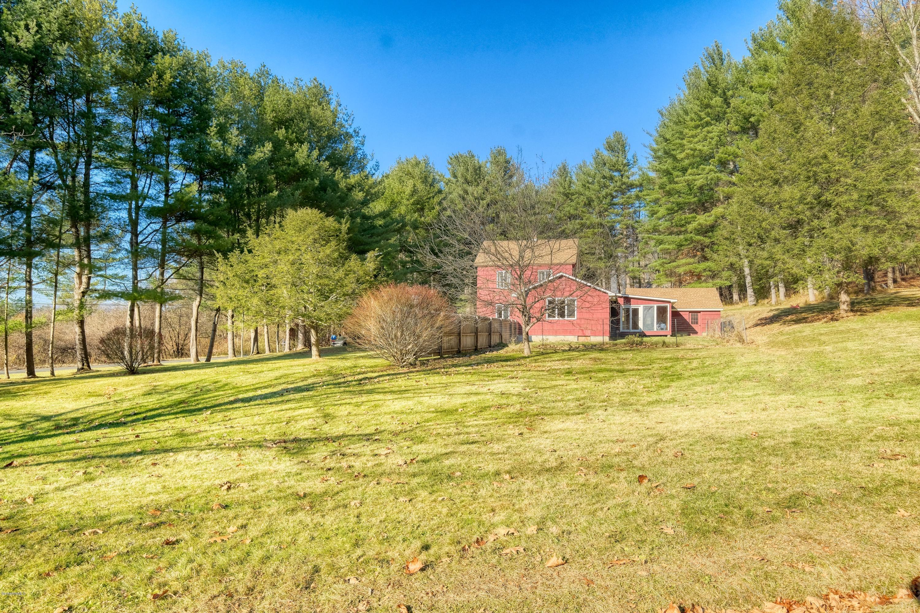 125 Tamarack Road Pittsfield, MA 01201 - Photo 39 of 50 125 Tamarack Road - yard