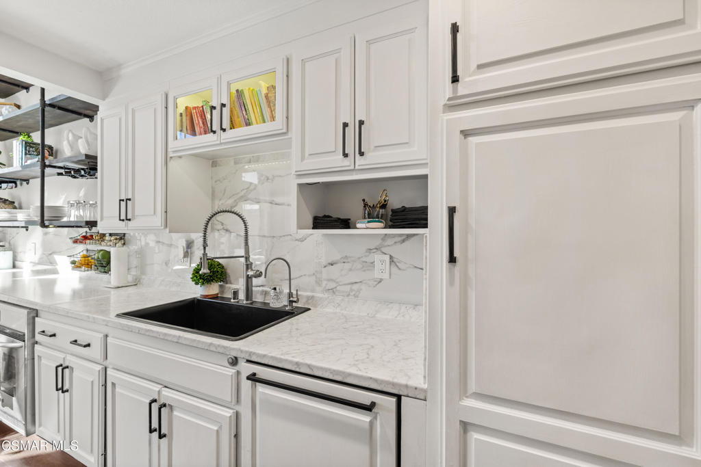 2225 Edelweiss Street, Unit 43 Oxnard, CA 93036 - Photo 10 of 26