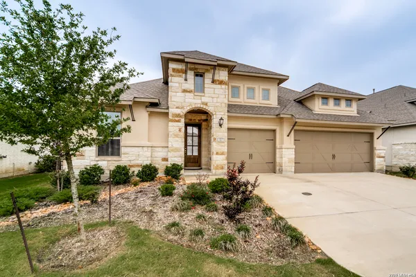 $649,000 | 107 Valencia, Boerne, TX 78006