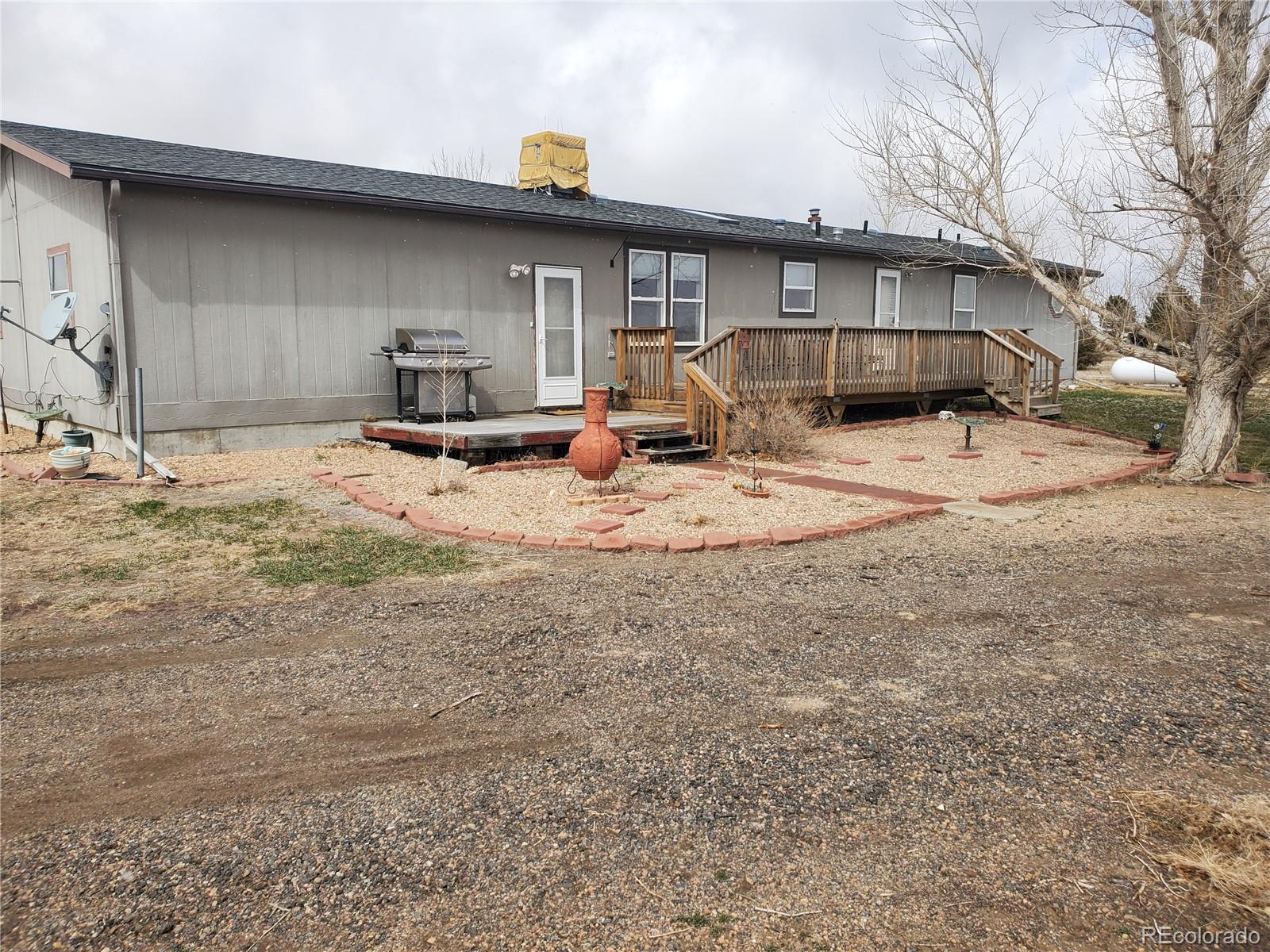 12434 County Road 1 Wiggins, CO 80654 - Photo 7 of 26