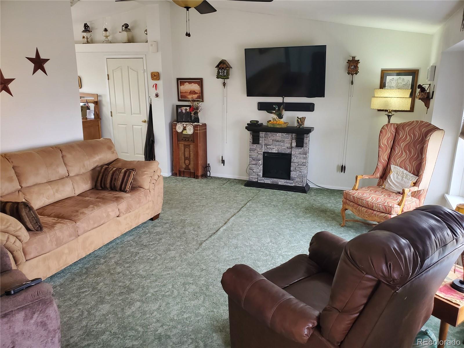 12434 County Road 1 Wiggins, CO 80654 - Photo 10 of 26