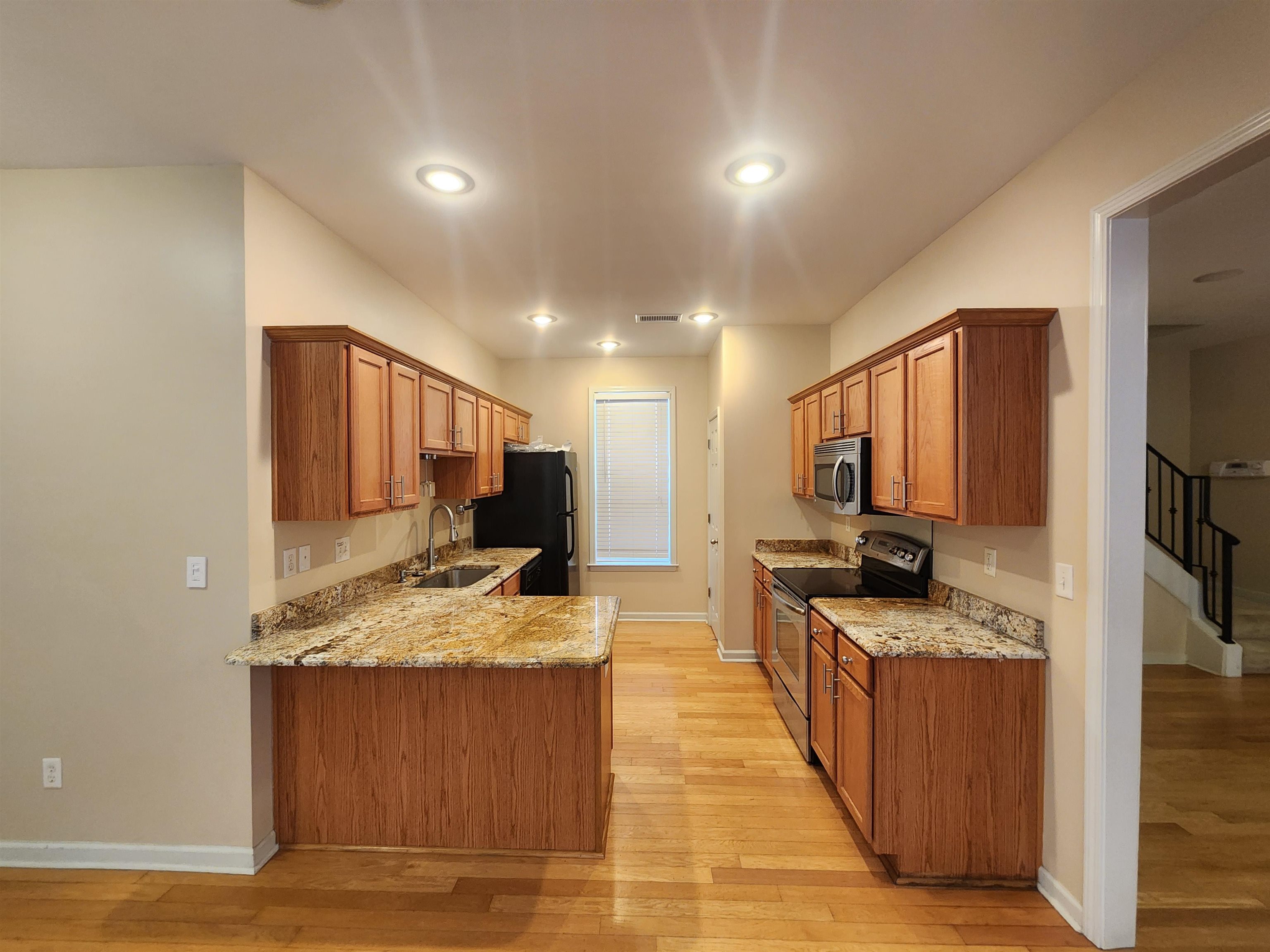 1459 Down River Drive Memphis, TN 38103 - Photo 10 of 27