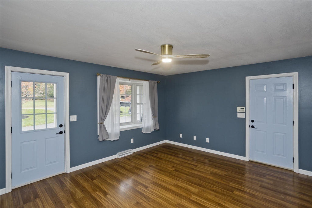 76 Shaker Road Westfield, MA 01085 - Photo 14 of 40 Gallery Image 14