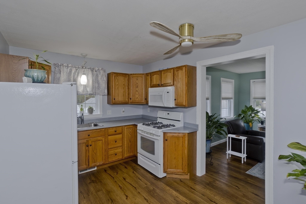 76 Shaker Road Westfield, MA 01085 - Photo 20 of 40 Gallery Image 20