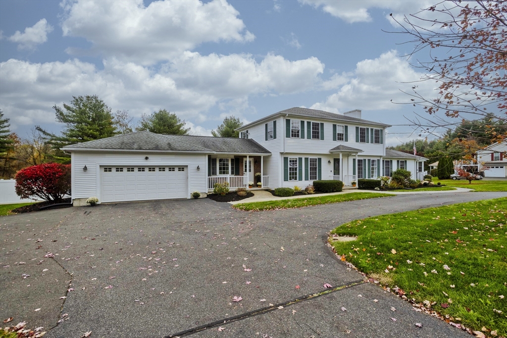 76 Shaker Road Westfield, MA 01085 - Photo 3 of 40 Gallery Image 3