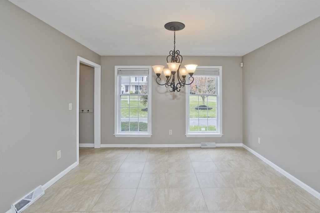76 Shaker Road Westfield, MA 01085 - Photo 6 of 40 Gallery Image 6