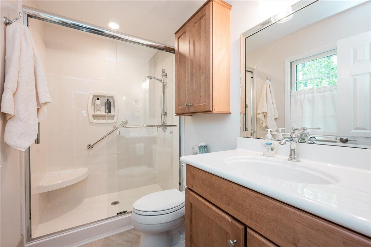 2012 Eagleton Circle Raleigh, NC 27609 - Photo 25 of 29 Photo 25