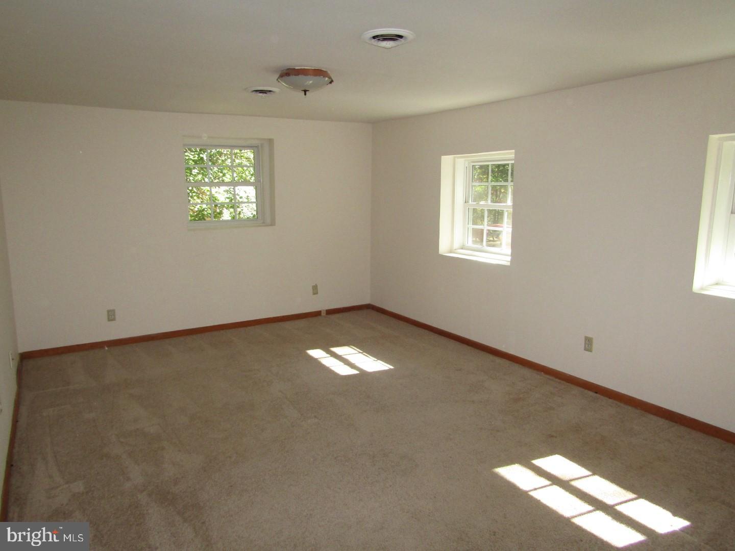 44297 Clarkes Landing Road Hollywood, MD 20636 - Photo 15 of 29 Bedroom 1
