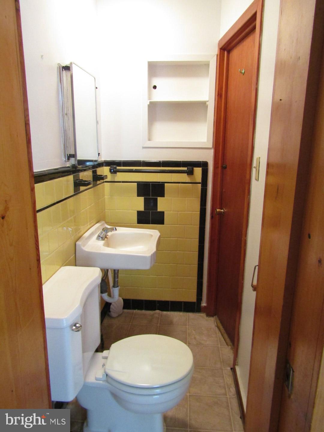 44297 Clarkes Landing Road Hollywood, MD 20636 - Photo 18 of 29 Bath