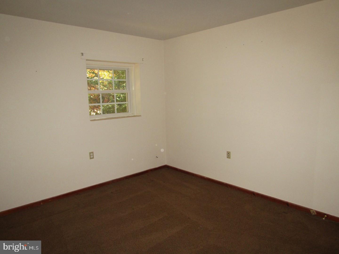 44297 Clarkes Landing Road Hollywood, MD 20636 - Photo 21 of 29 Bedroom 3