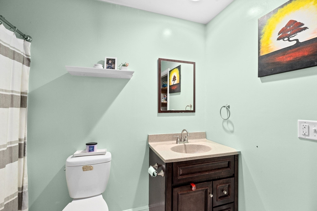 518 County Road Wareham, MA 02576 - Photo 11 of 32 a bathroom with a sink and a toilet