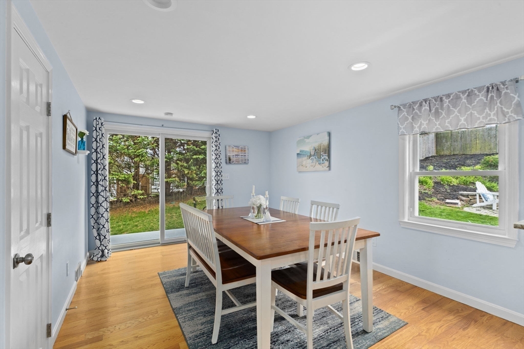 32 Governor Long Road Hingham, MA 02043 - Photo 8 of 30 Gallery Image 8