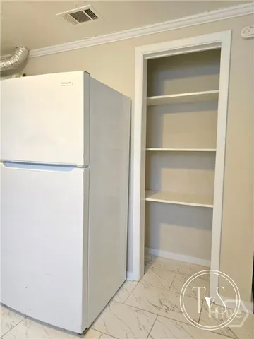 $1,390 | 39 Lissner Avenue, Savannah, GA 31408