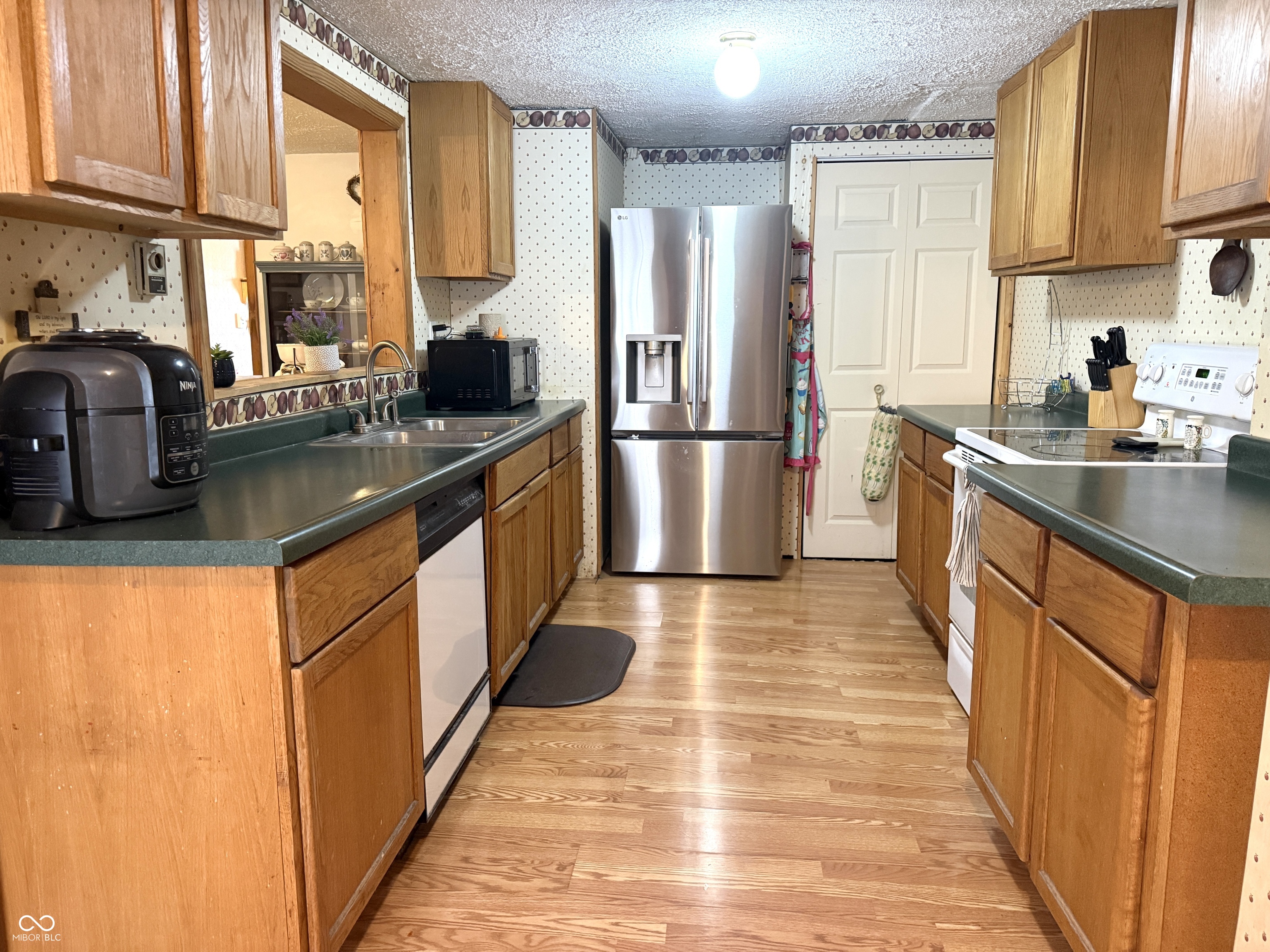 207 Locust Street New Market, IN 47965 - Photo 7 of 38