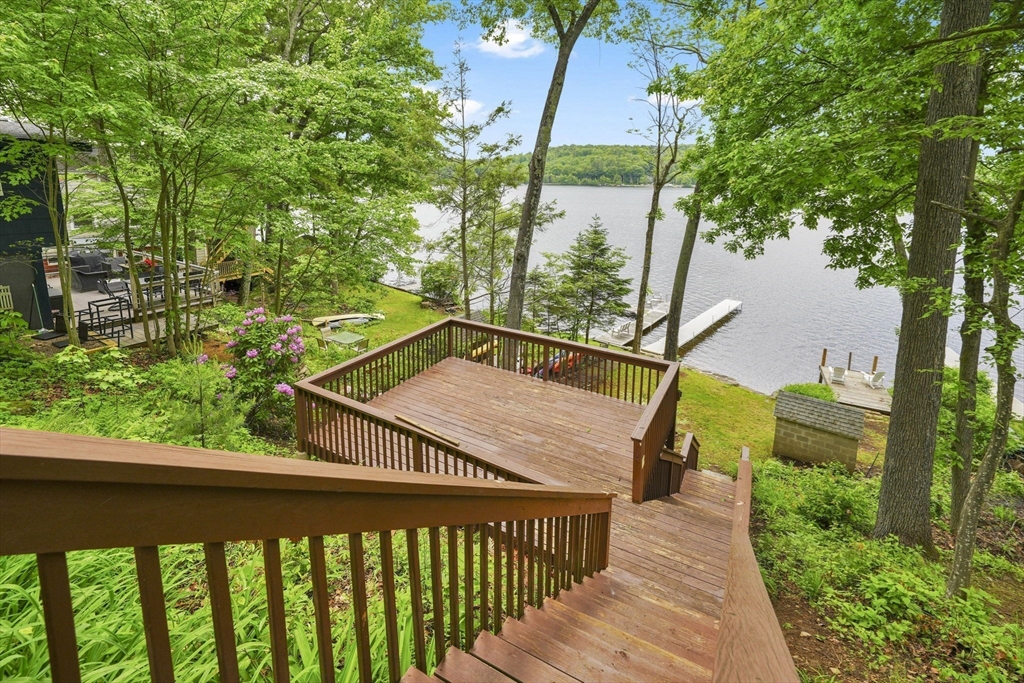 12 Forest Court Holland, MA 01521 - Photo 28 of 32